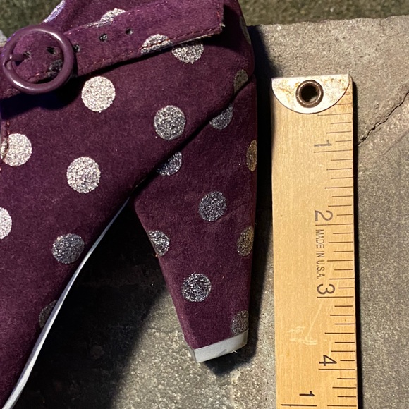 Adorable VTG Poetic License Mary Janes,purple suede w/silver dots,Cherry charm 8 - Picture 10 of 11